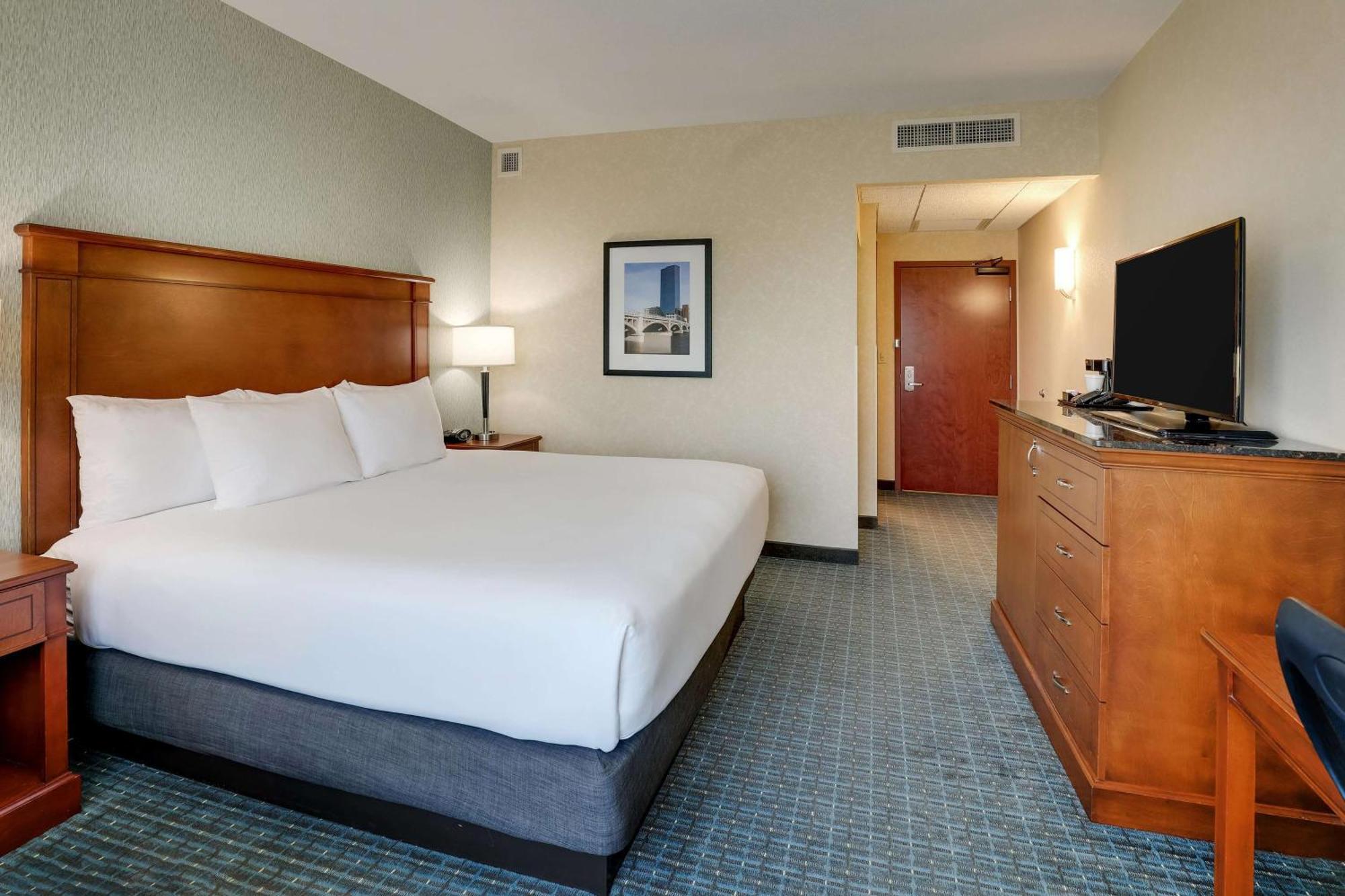 Drury Inn & Suites Grand Rapids Cascade Eksteriør billede