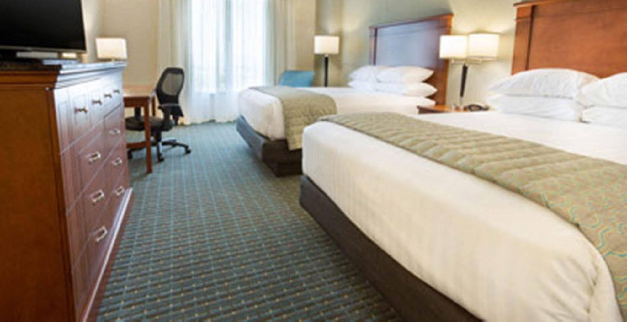 Drury Inn & Suites Grand Rapids Cascade Eksteriør billede